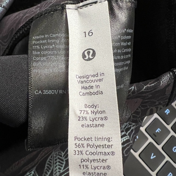 Wunder Train High-Rise Tight 25" Foil in LFIR Size 16 - Picture 4 of 6